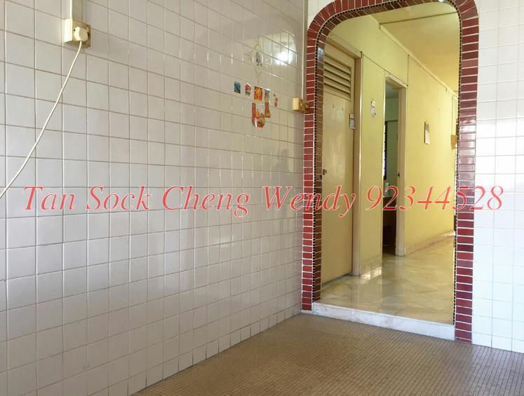 Blk 211 Jurong East Street 21 (Jurong East), HDB 3 Rooms #150734632